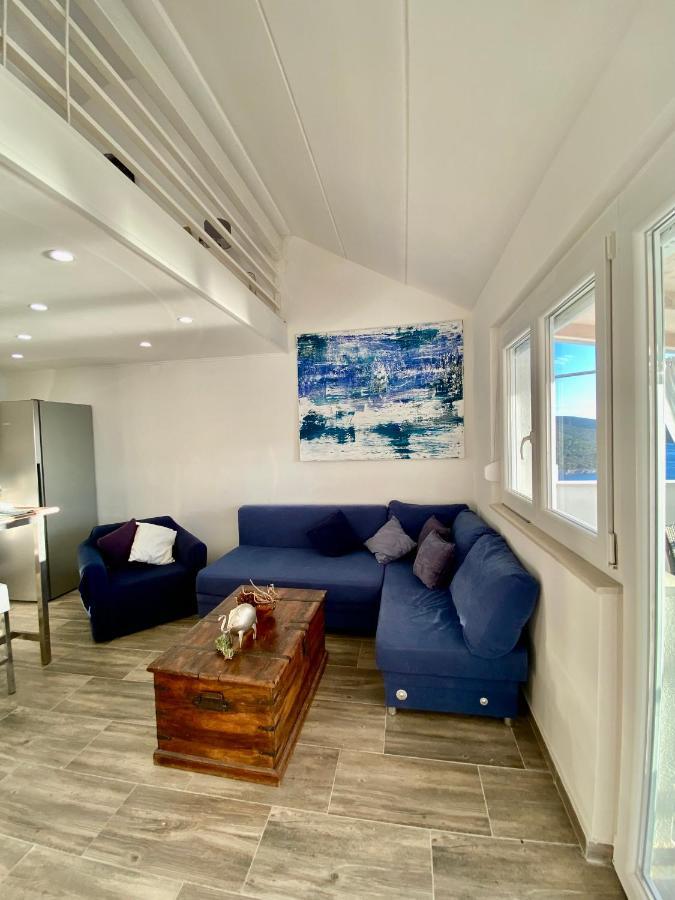 Tanis Ocean Loft Apartment Martinscica  Exterior photo